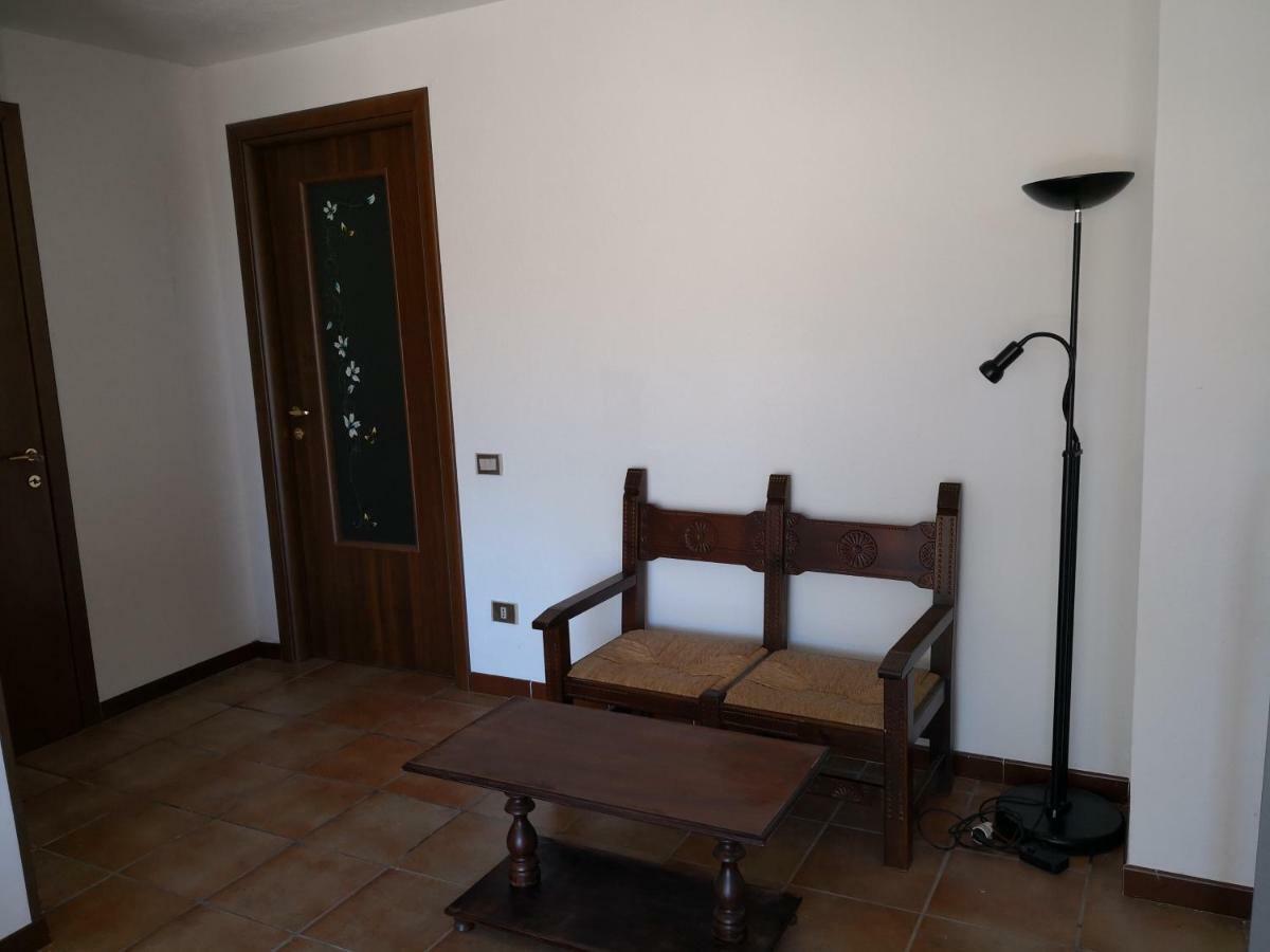 Sa Domu Vila Quartu SantʼElena Exterior foto